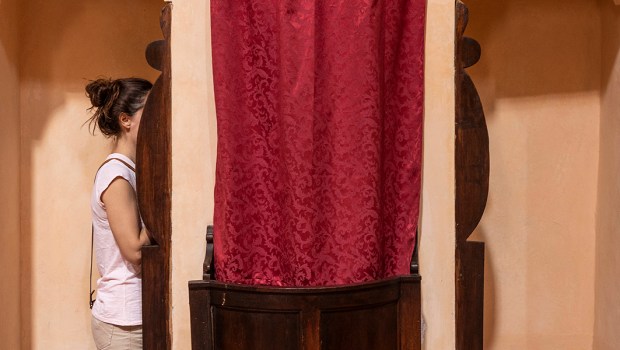 KONFESJONAŁ