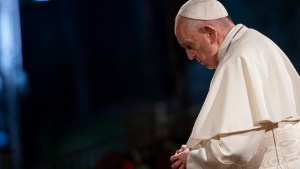 pope praying