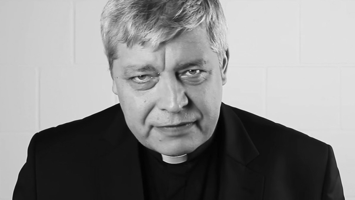 PIOTR PAWLUKIEWICZ