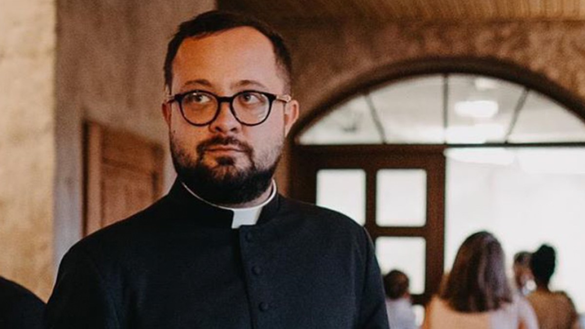 KSIĄDZ RADOSŁAW RAKOWSKI