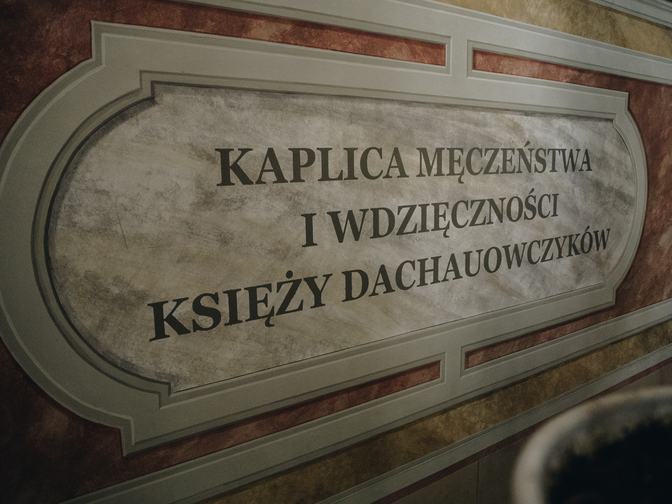 Kaplica pamięci i wdzięczności księży dachauowiczów w Kaliszu [GALERIA]