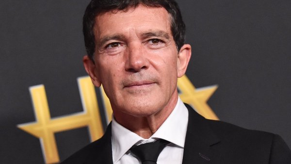 Corner Item Image - Antonio Banderas i jego Wielki Tydzień. „To trzeba przeżyć osobiście” [wideo]