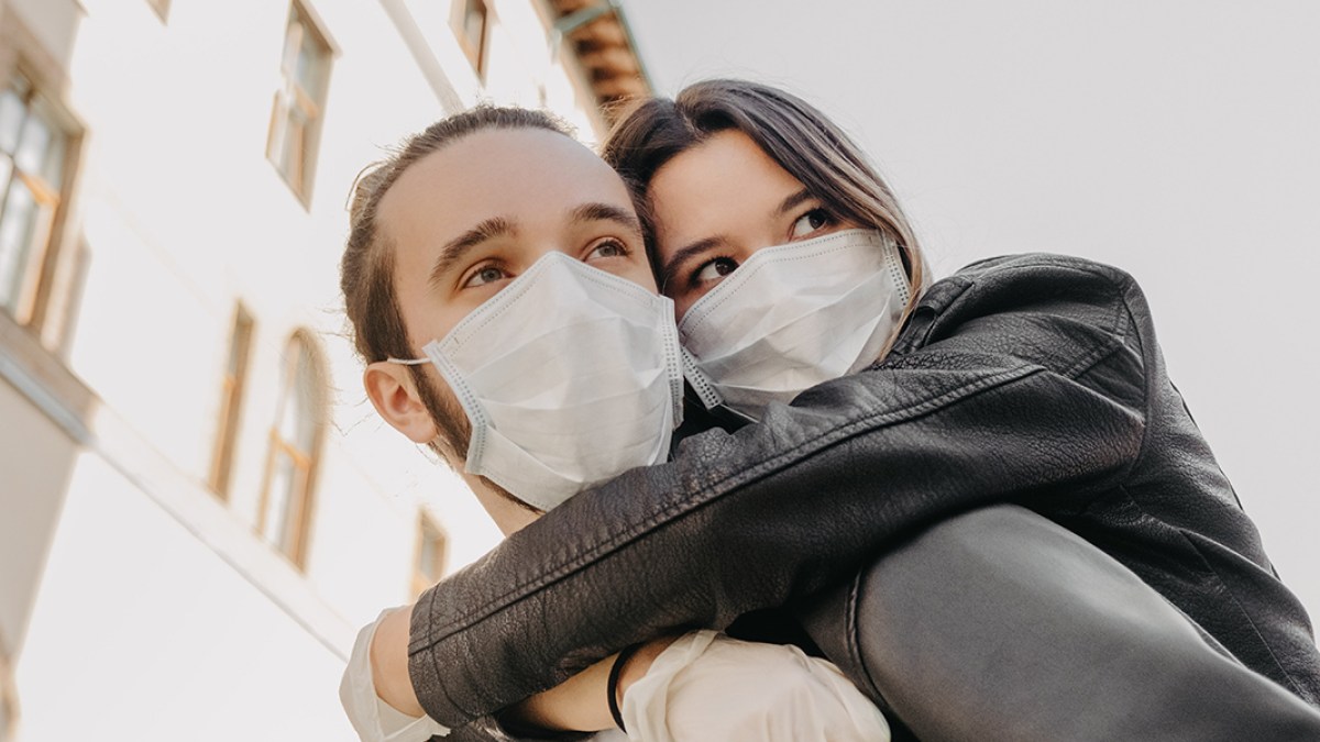WEB3;COUPLE;RELATION;MARRIAGE;EPIDEMY;Shutterstock_1677605065;KS01