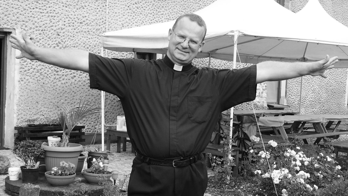 WEB3;RADOSLAW;CHALUPNIAK;PRIEST;KS01