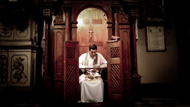 web-confessional-priest-sin-hernc3a1n-pic3b1era-cc.jpg