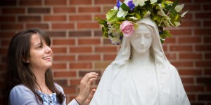 Jak przeżyć maj – 5 wskazówek od Maryi