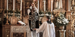 Dbając o liturgię, bronimy Kościoła przed jego zeświecczeniem i spoganieniem. „Ars Celebrandi” w Licheniu [galeria]