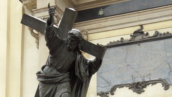 CHRYSTUS, BAZYLIKA KRZYŻA ŚWIĘTEGO