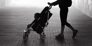 Matki nastolatki. Potrzebują wsparcia, nie oceny [reportaż]