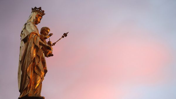 WEB2-VIERGE MARIE-MARY-GODONG-FR457109B.jpg