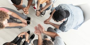 Powstaje pierwsza w Polsce grupa wsparcia dla osób zranionych przemocą seksualną w Kościele