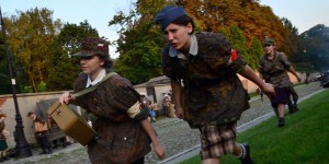 Brały w nim udział, teraz o nim opowiadają. Kobiety o Powstaniu Warszawskim