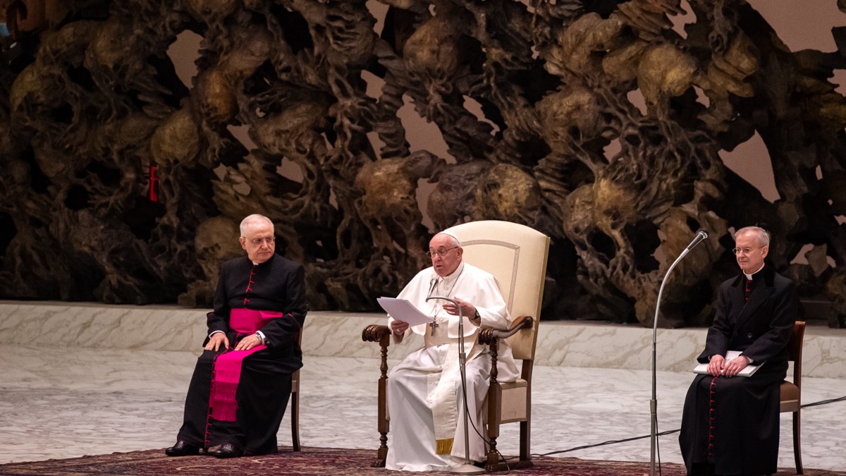 WEB2-AMAUD141020-POPE-FRANCIS-AUDIENCE-PAUL-VI-HALL-OCT-14-20-AM_4211.jpg