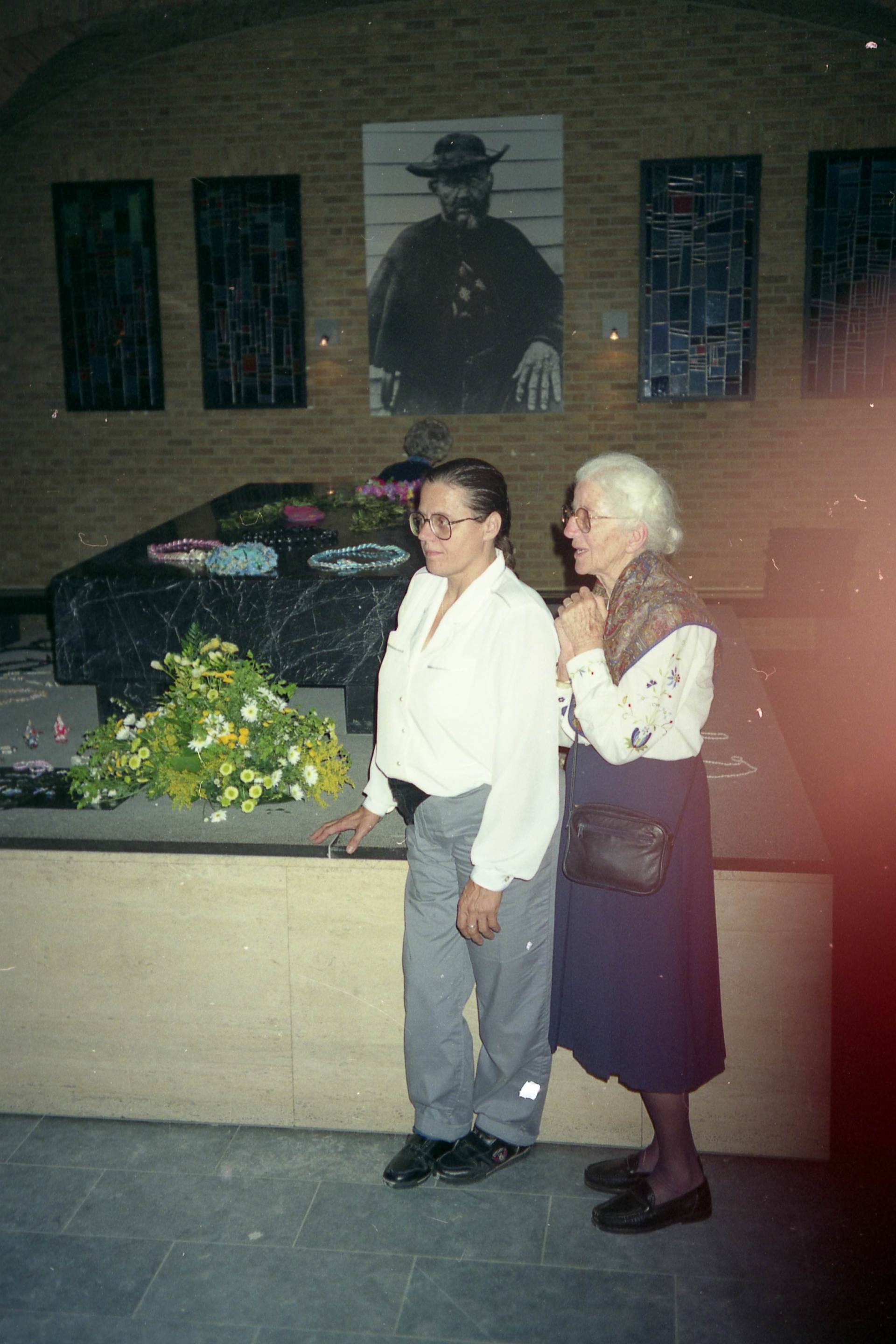 HELENA PYZ, WANDA BŁEŃSKA