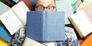 Katolicki dziennikarz, który otworzył wydawnictwo: „Mamy problem”. Jakie książki czytają polscy wierzący?