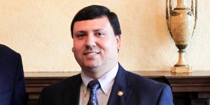 Ma autyzm i jest stażystą w Białym Domu. Chce zmieniać świat i naprawdę mu się to udaje!