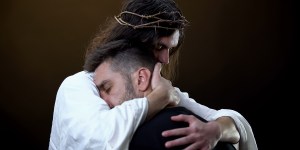 12 poruszających cytatów z Biblii. Pozwól Słowu uspokoić twoje serce