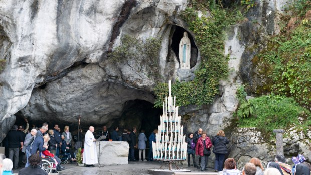 LOURDES