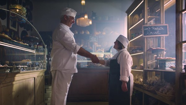 STING O ZESPOLE DOWNA