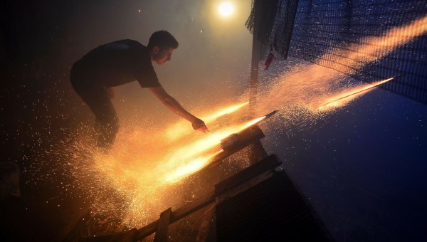 WOJNA RAKIETOWA, WIELKANOC, VRONTADOS, GRECJA