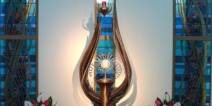 Nowe miejsce pięknej adoracji online. 24 godziny na dobę w Łagiewnikach