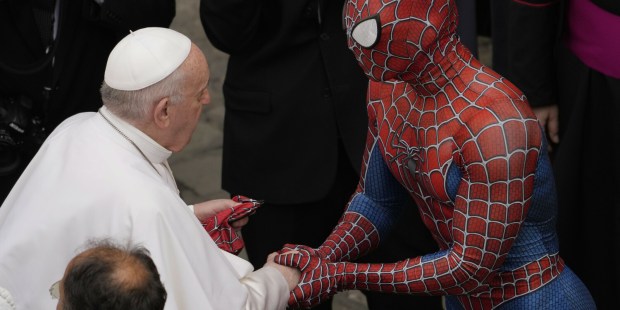 PAPIEŻ FRANCISZEK I SPIDERMAN