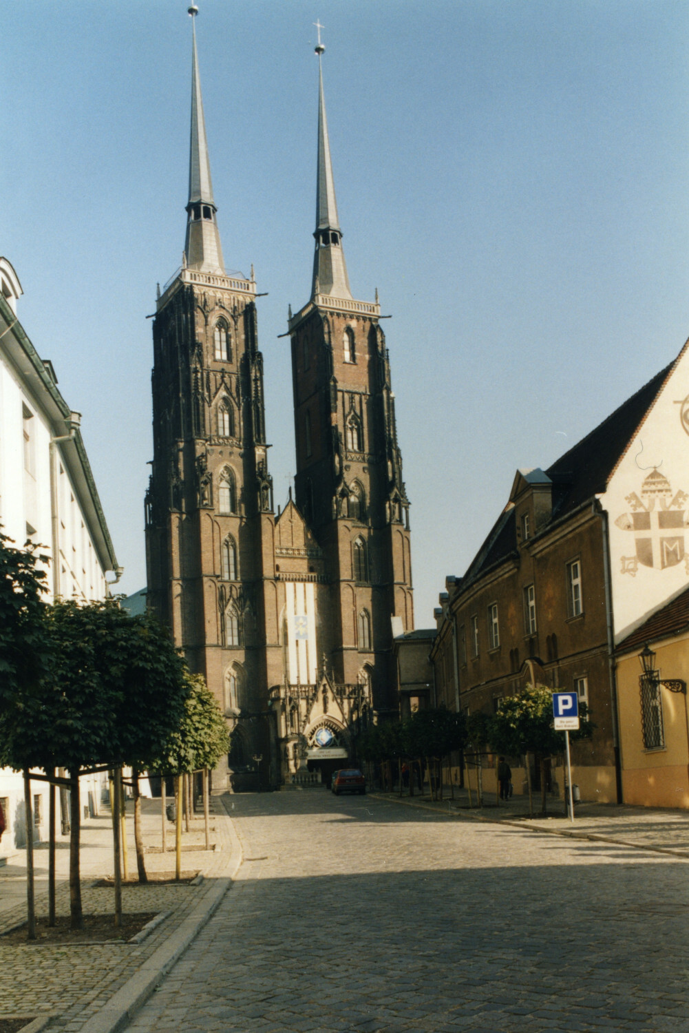 EN_01004026_0002.jpg