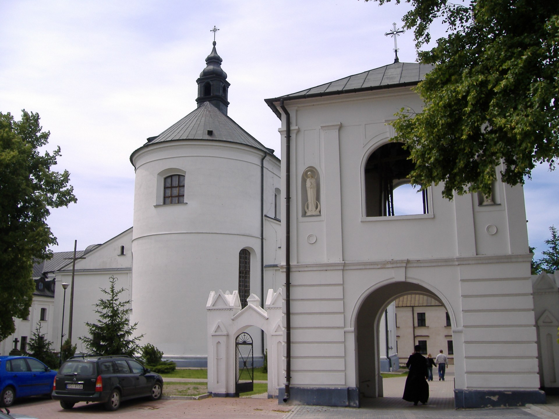 Katedra_pw._Trójcy_Przenajświętszej_w_Drohiczynie.jpg