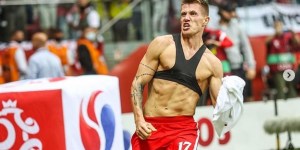 Damian Szymański o Bogu. Co daje siłę strzelcowi bramki z Anglią?