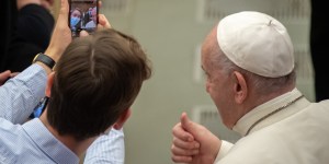 „Wypełniam przykazania”. Papież: to nie sprawia, że jesteś sprawiedliwy