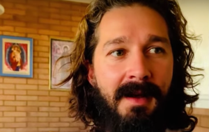 Shia LaBeouf w klasztorze kapucynów przygotowuje się do roli o. Pio. „Spotkała mnie tam wyłącznie łaska”