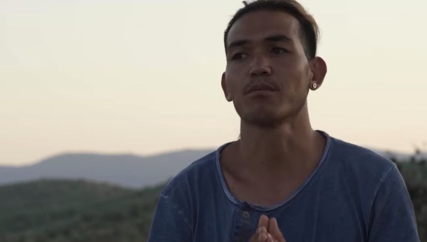 AFGANISTAN, UCHODŹCA