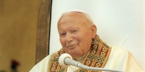 Mój sposób na „odkremówkowanie” Jana Pawła II: trzy nieoczywiste rzeczy