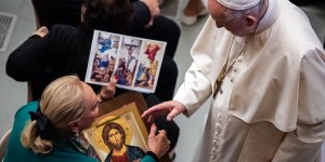 „Jest to pokusa nowych fundamentalistów”. Papież przestrzega przed pułapką w życiu duchowym