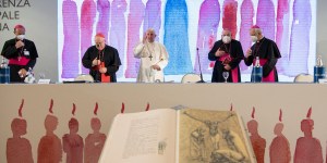 Papież: Błogosławiony biskup, który nie zamyka się w służbowych pałacach