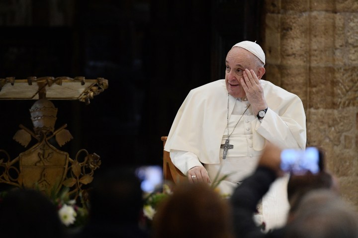 POPE-FRANCIS-WORLD-DAY-OF-THE-POOR-ASSISI-AFP