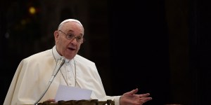 Papież Franciszek: Czy jesteśmy Kościołem, który słucha innych?