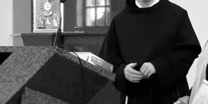 Rozpoczynają się uroczystości pogrzebowe o. Maksymiliana Adama Świerżewskiego OFMConv