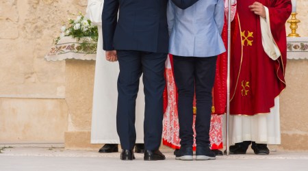 „Nie chcę bierzmowania”. Zanim podejmiesz decyzję zobacz, jakie będą konsekwencje i jakie bogactwo utracisz