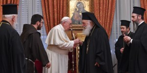 „Ze wstydem przyznaję”.  Za co papież Franciszek przeprosił prawosławnych?