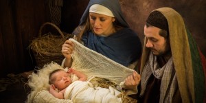 Z miłości nad grzesznikami: stałem się Człowiekiem i mieszkam między wami