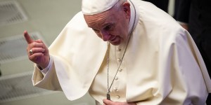 Papież: Pamiętajcie, że Jezus ciężko pracował i nauczył się tej sztuki od św. Józefa