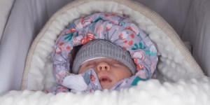 u0026#8222;Baliśmy się, że zamarzła na śmierću0026#8221;. 5 nastolatków odnalazło noworodka porzuconego na syberyjskim mrozie