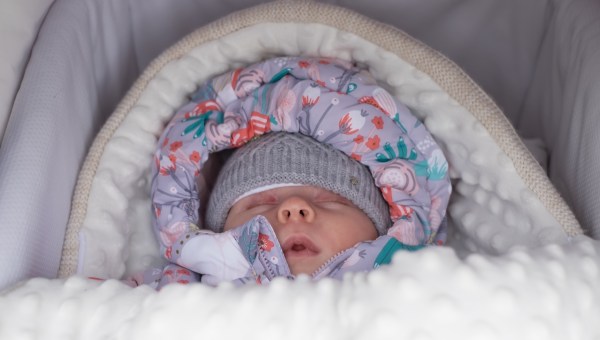 NEWBORN, WINTER, SLEEP