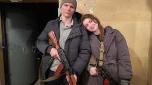 Małżeństwo broni Ukrainy