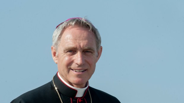 Acrybiskup Georg Ganswein