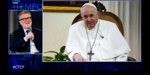 Franciszek ujawnił, że w 1990 r. złożył Matce Bożej specjalny ślub