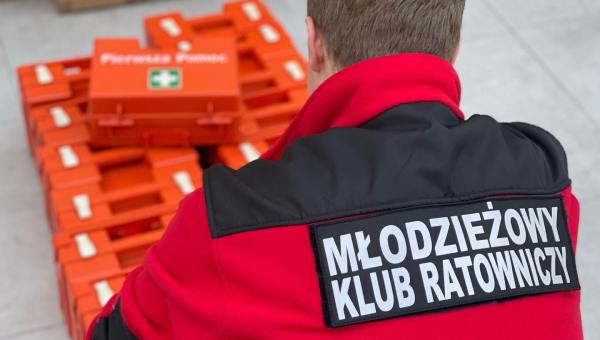 Apteczki dla żołnierzy na Ukrainie