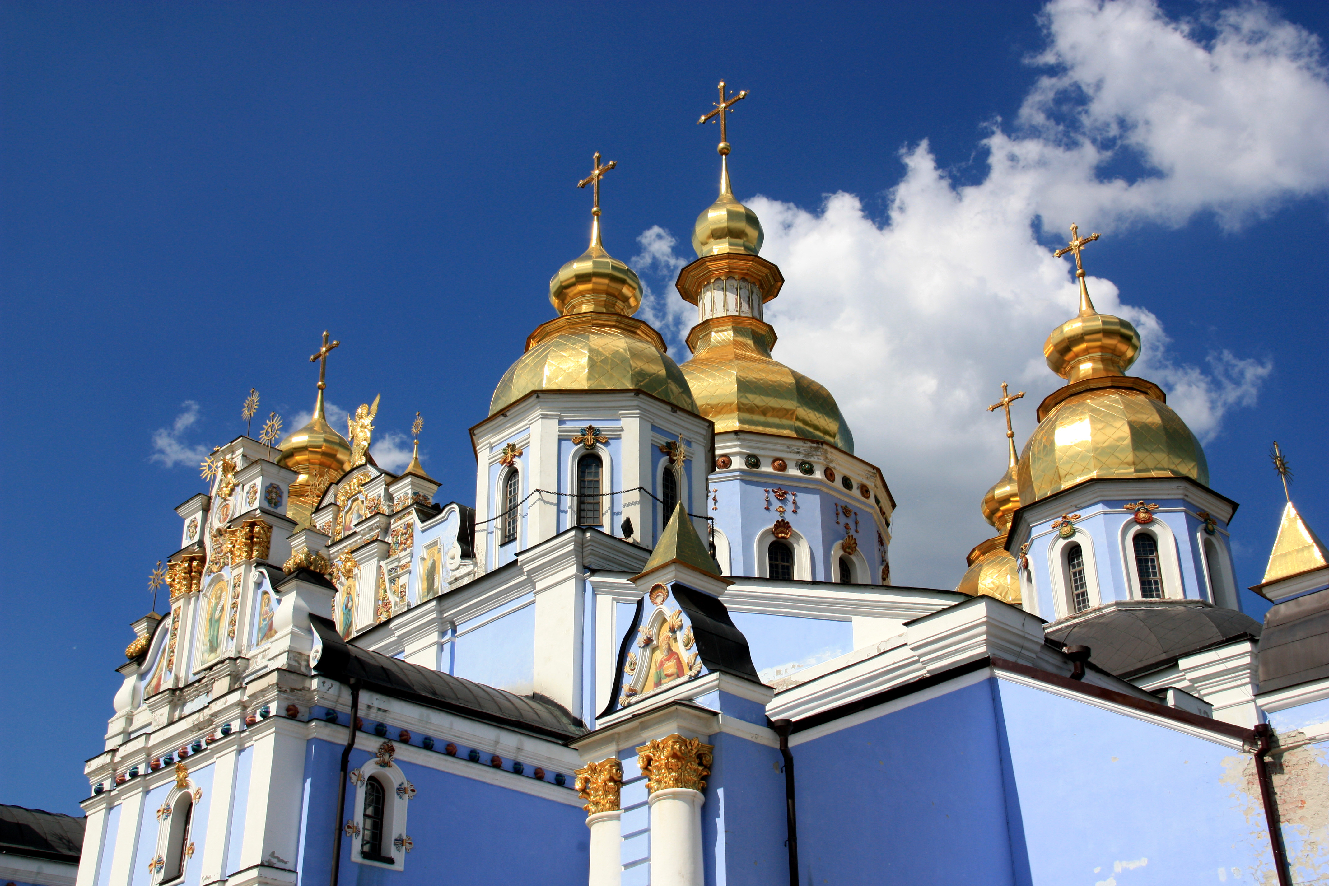 {"rendered":"[GALERIA] Monaster Micha\u0142a Archanio\u0142a \u201eo z\u0142otych kopu\u0142ach\u201d"}