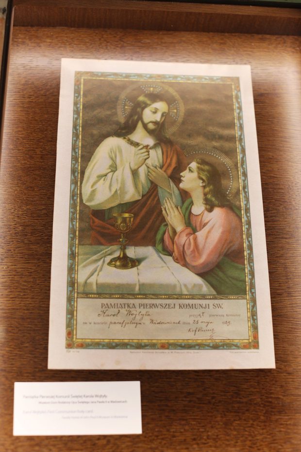 Obrazek Karola Wojtyły z okazji pierwszej Komunii świętej